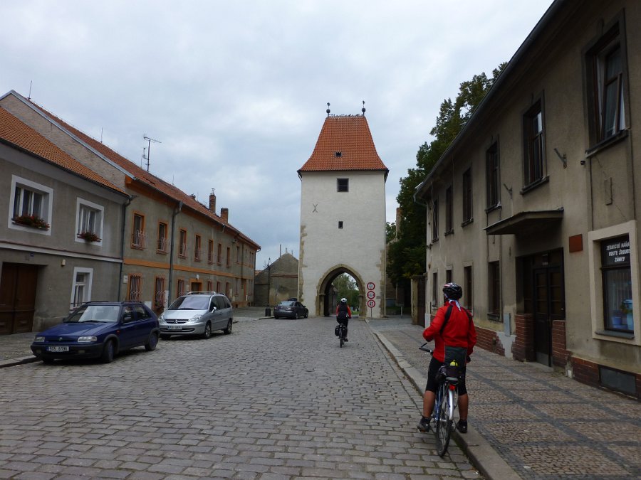 P1040445.JPG - Kouřim, Pražská brána