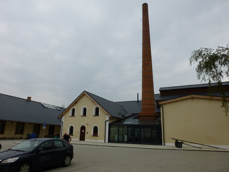 P1040519.JPG - Sázava, Františkova huť, centrum sklářského umění