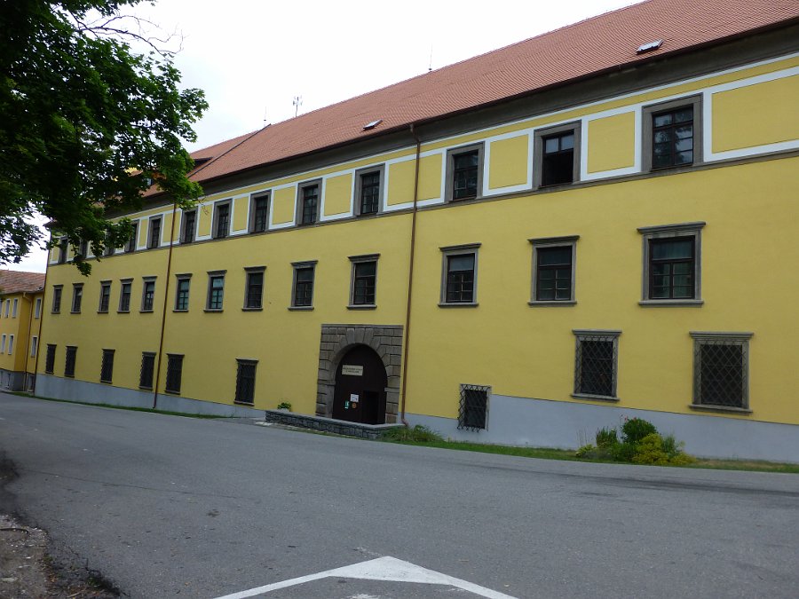 P1030981.JPG - Zámek Střelecké Hoštice, muzeum Otavy a vorařství
