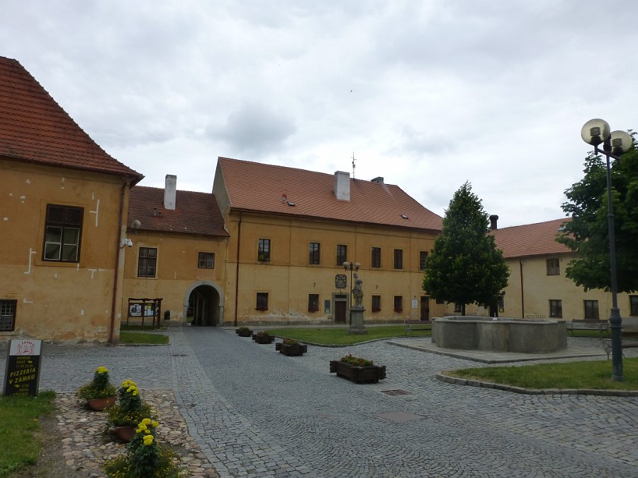 P1030993.JPG - Zámek Horažďovice